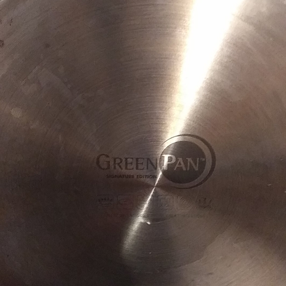 Todd English Green Pan & Cook Book - Picture 10 of 11